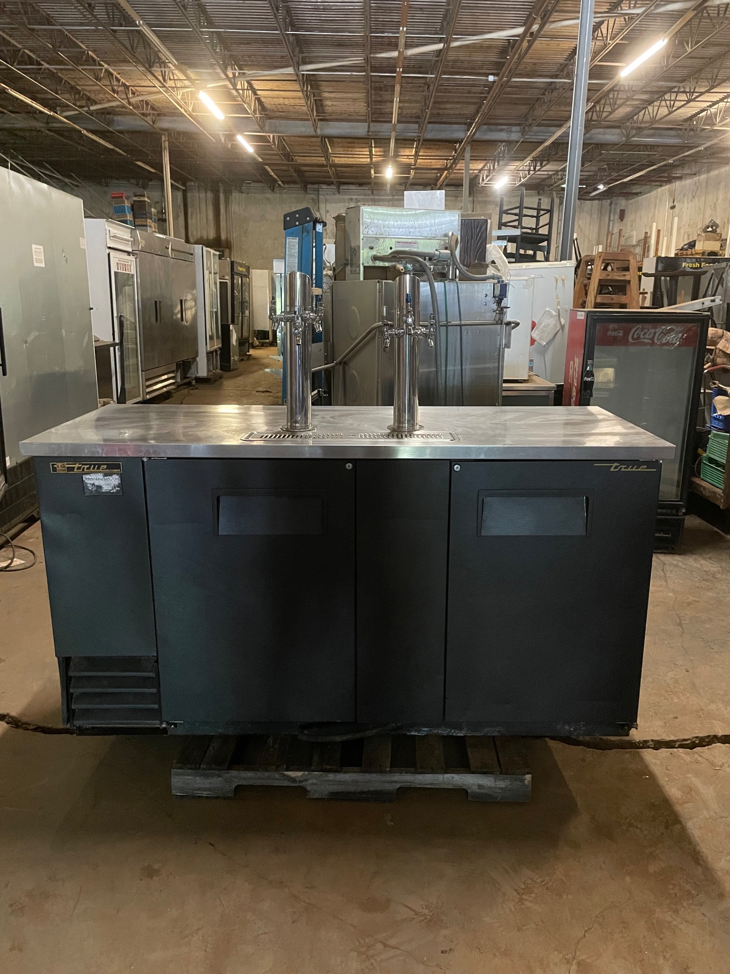 True TDD-3 BLK Kegerator — Good Condition