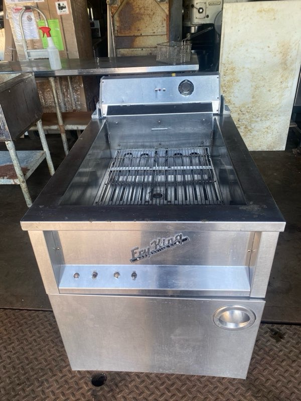 Barbecue King VDNF Barbecue Broiler 208V – Fair